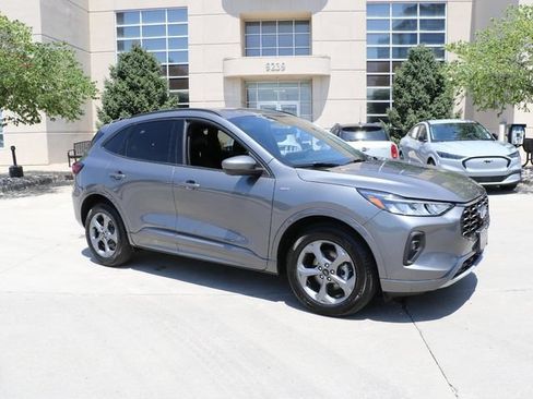 Used 2024 Ford Escape ST-Line Select w/ Tech Pack #2 AWD/4WD image 1
