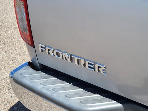 Used 2005 Nissan Frontier SE w/ (P01) Power Pkg RWD image 22