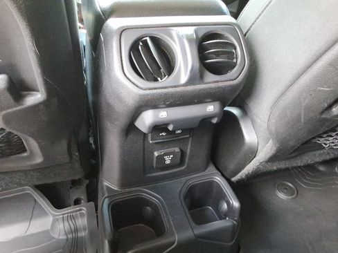 Used 2018 Jeep Wrangler Unlimited Rubicon AWD/4WD image 21