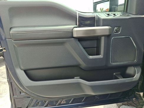 Used 2022 Ford F350 Platinum AWD/4WD image 13