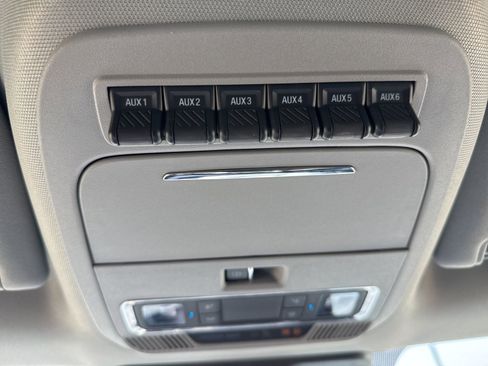 Used 2024 Ford F250 Lariat w/ Lariat Ultimate Package AWD/4WD image 18