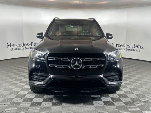 Used 2023 Mercedes-Benz GLS 450 4MATIC image 2