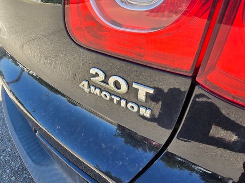 Used 2011 Volkswagen Tiguan SE AWD/4WD image 10