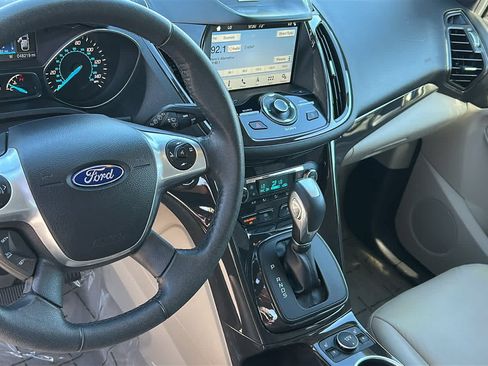Used 2016 Ford Escape Titanium w/ Equipment Group 301A AWD/4WD image 10
