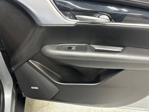 Used 2024 Cadillac XT5 Premium Luxury w/ Technology Package AWD/4WD image 9