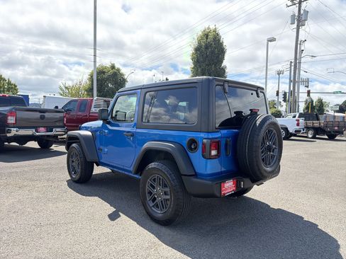 Used 2024 Jeep Wrangler Sport AWD/4WD image 3