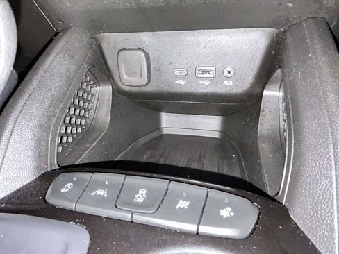 Used 2023 Chevrolet TrailBlazer LT w/ Convenience Package FWD image 18