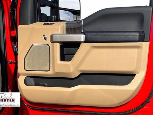 Used 2021 Ford F350 Lariat w/ Lariat Ultimate Package image 24