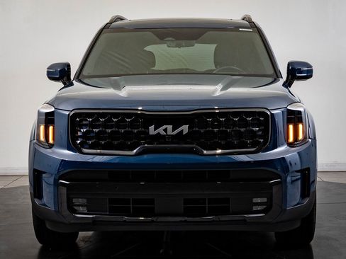Used 2024 Kia Telluride SX Prestige X-Line image 2