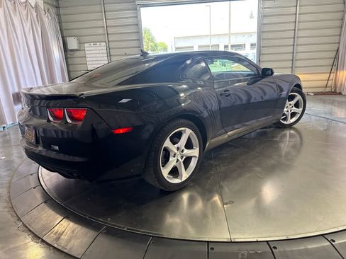 Used 2013 Chevrolet Camaro LS RWD image 5