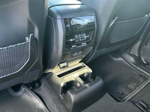 New 2025 Jeep Grand Cherokee L Laredo w/ Luxury Tech Group I image 21