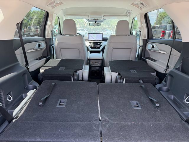 Used 2026 Ford Explorer Active w/ Active Comfort Package RWD image 20