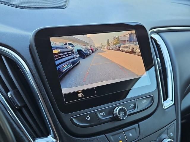 Used 2024 Chevrolet Malibu LT FWD image 14