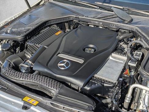 Used 2018 Mercedes-Benz C 300 Sedan image 23