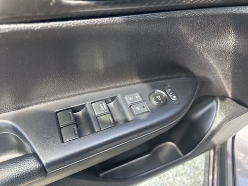 Used 2017 Honda Accord Sport image 19