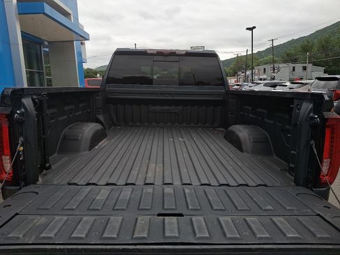 Used 2020 GMC Sierra 2500 AT4 w/ AT4 Premium Package image 29