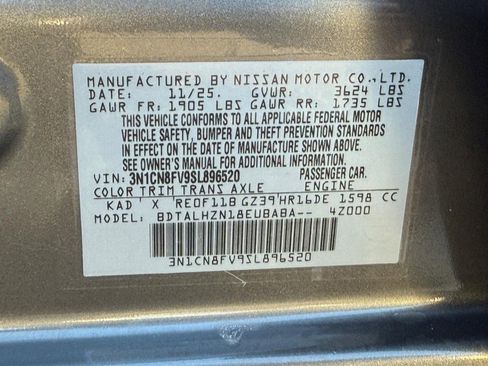 New 2025 Nissan Versa SR image 18