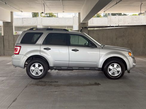 Used 2012 Ford Escape XLT FWD image 4
