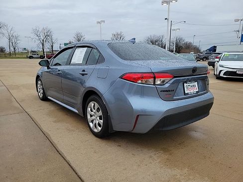 Used 2025 Toyota Corolla LE image 7