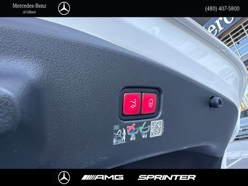Certified 2026 Mercedes-Benz CLE 300 4MATIC Coupe image 8