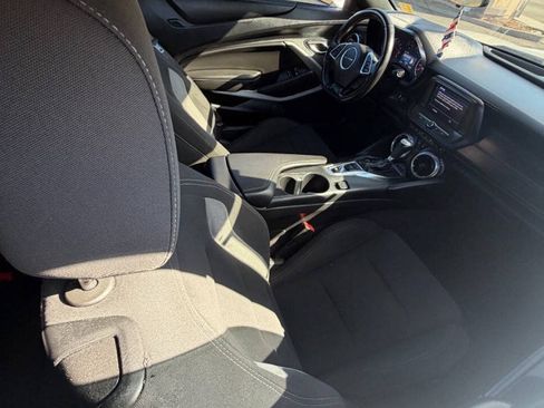 Used 2020 Chevrolet Camaro LT RWD image 9