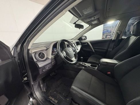 Used 2016 Toyota RAV4 XLE image 20