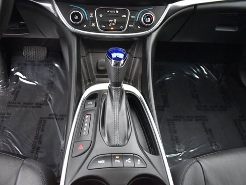 Used 2017 Chevrolet Volt Premier w/ Driver Confidence II Package image 23