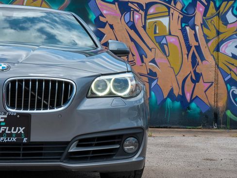 Used 2016 BMW 528i Sedan RWD image 17