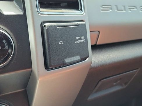 Used 2019 Ford F250 King Ranch w/ King Ranch Ultimate Package AWD/4WD image 32