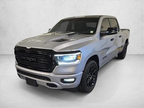 Used 2023 RAM 1500 Laramie AWD/4WD image 1