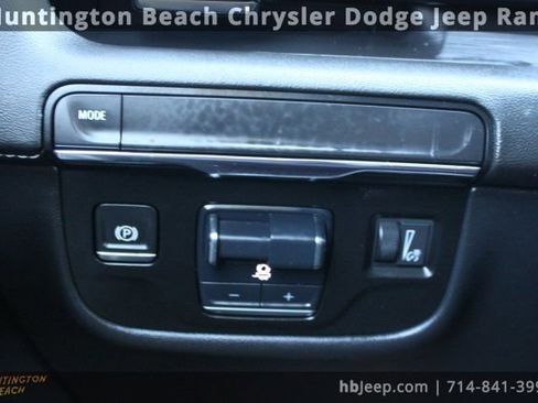 Used 2024 Cadillac Escalade Sport image 21