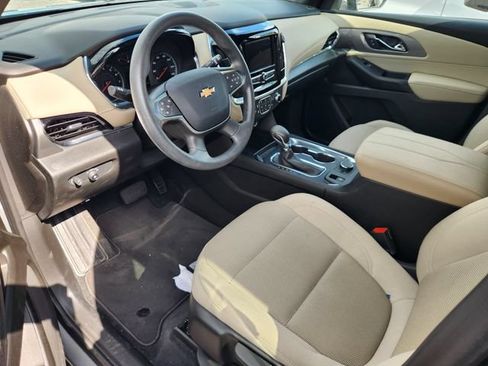 Used 2023 Chevrolet Traverse LS w/ Safety Package FWD image 9