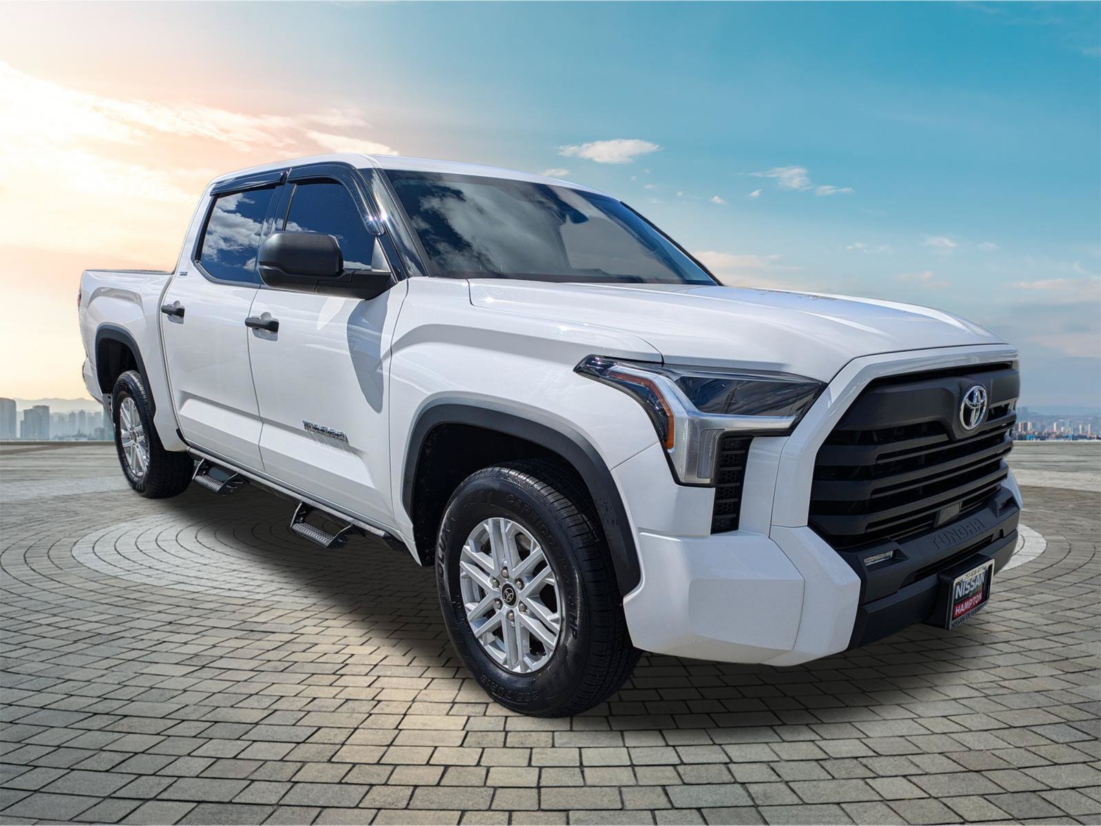 Used 2023 Toyota Tundra SR5 RWD image 2