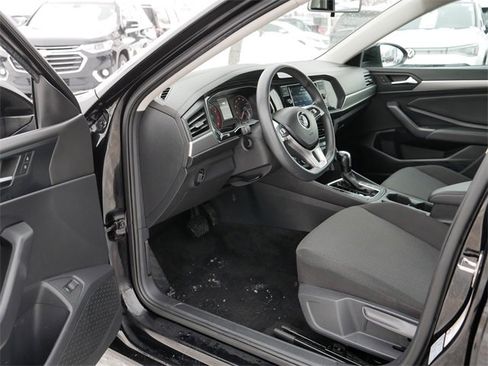 Used 2019 Volkswagen Jetta S w/ Driver Assistance Package image 12