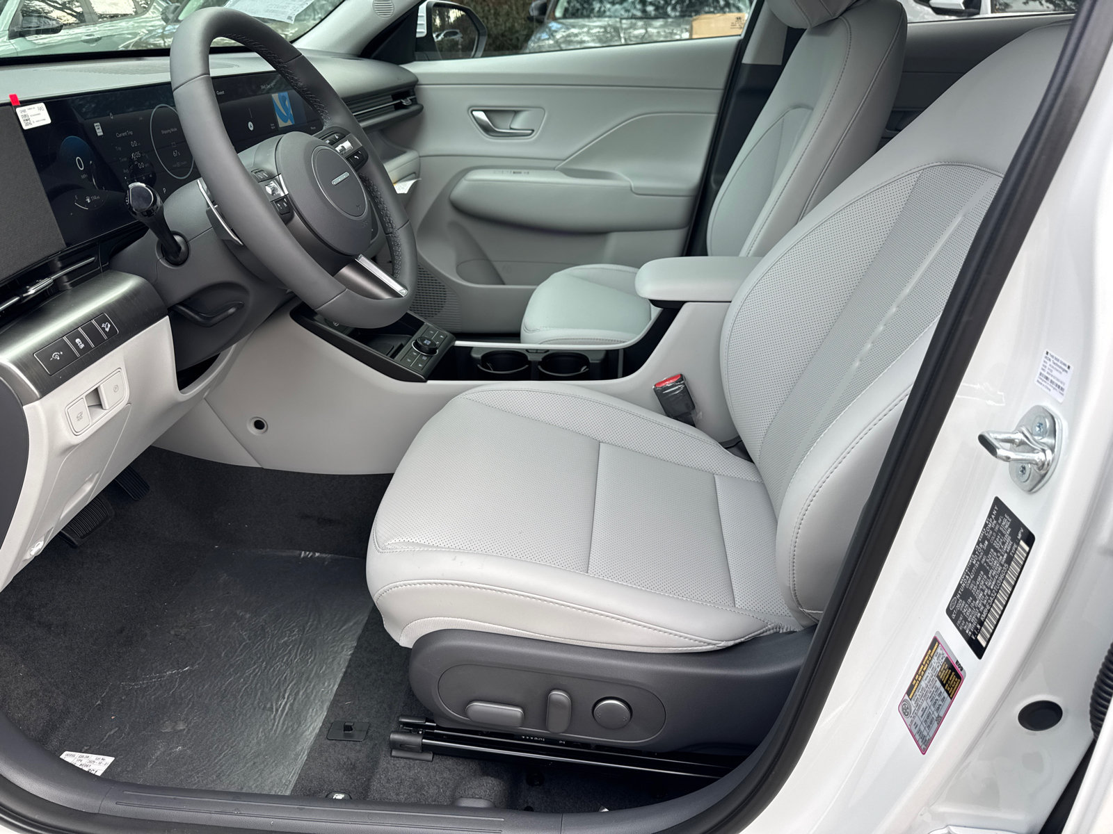 New 2026 Hyundai Kona Limited FWD image 10