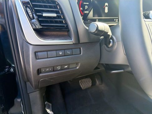 New 2026 Nissan Rogue Platinum w/ Platinum Premium Package image 10