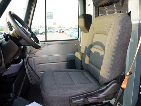 Used 2024 Chevrolet Brightdrop 600 w/ Battery Pack, Max Range AWD/4WD image 15