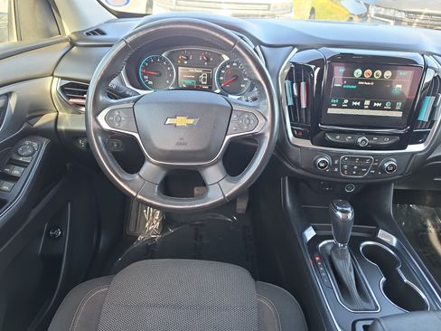 Certified 2018 Chevrolet Traverse LT AWD/4WD image 10