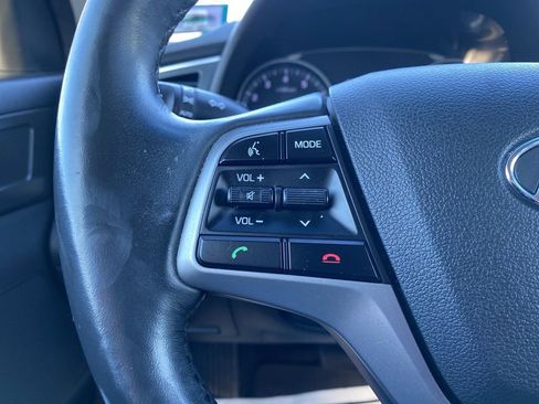 Used 2017 Hyundai Elantra Value Edition w/ Cargo Package image 20