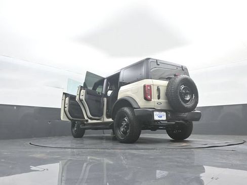New 2026 Ford Bronco Outer Banks AWD/4WD image 44
