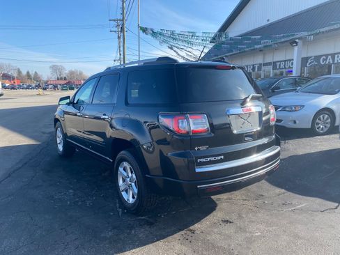 Used 2015 GMC Acadia SLE image 7