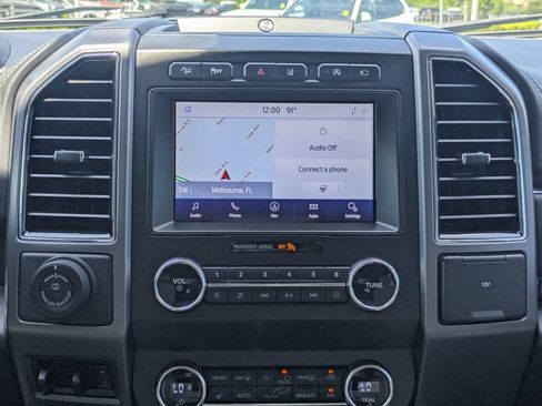 Used 2020 Ford Expedition Platinum AWD/4WD image 18