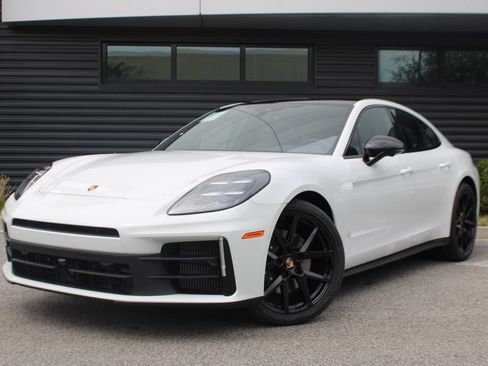 Certified 2025 Porsche Panamera 4 AWD/4WD image 1