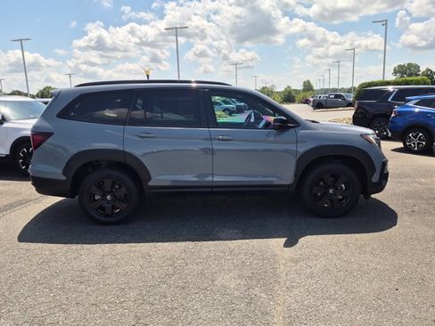 Used 2022 Honda Pilot TrailSport image 3