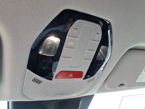 Used 2025 Kia K4 FWD image 24