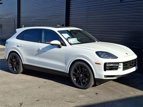 New 2026 Porsche Cayenne image 9