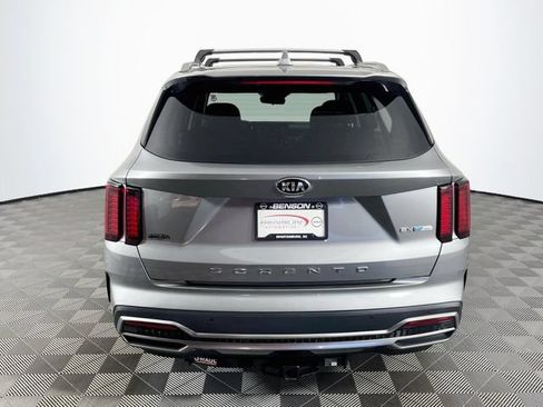 Used 2021 Kia Sorento EX FWD image 7