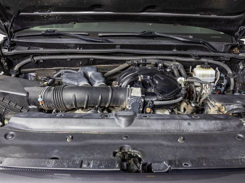 Used 2015 Toyota 4Runner SR5 image 45