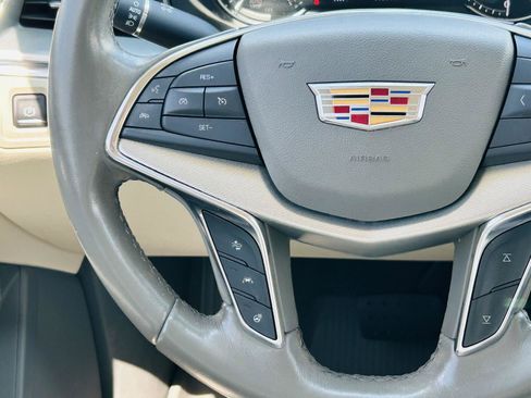 Used 2020 Cadillac XT5 Premium Luxury w/ LPO, Floor Liner Package FWD image 18