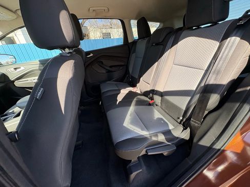 Used 2017 Ford Escape SE image 15